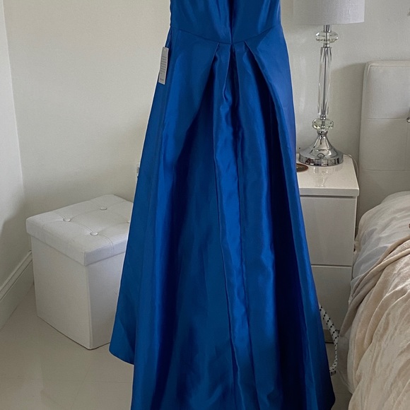 Cocktail Dress - Picture 4 of 5